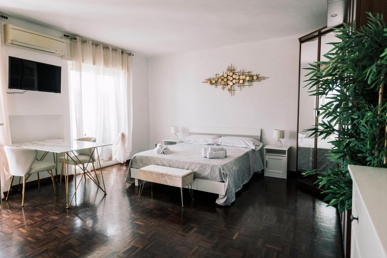 Apartamento 90 Upmurat Top Floor - City Center & Seaview *