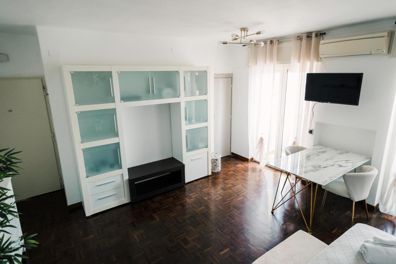 90 Upmurat Top Floor - City Center & Seaview Apartamento *