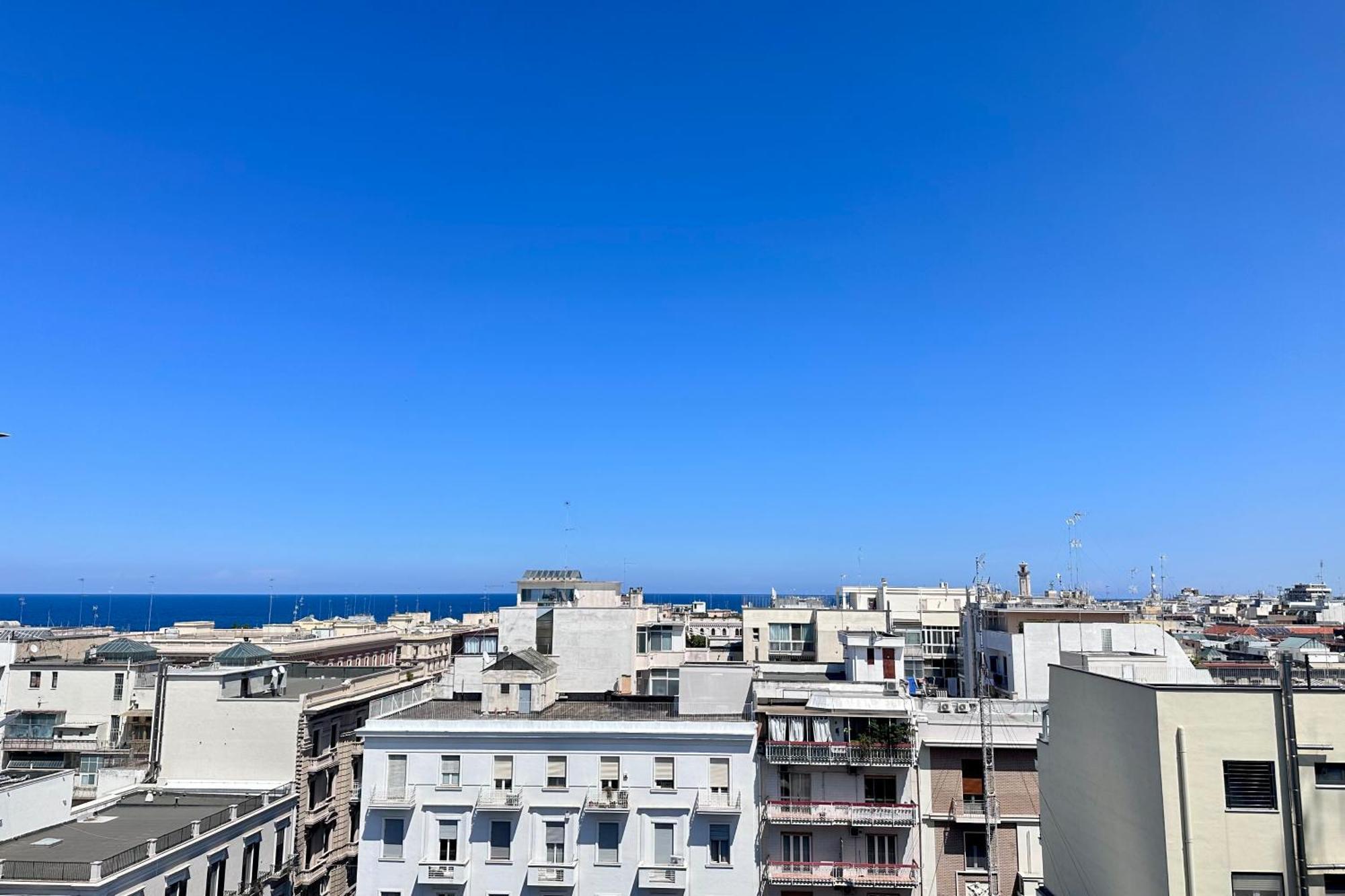 90 Upmurat Top Floor - City Center & Seaview Bari