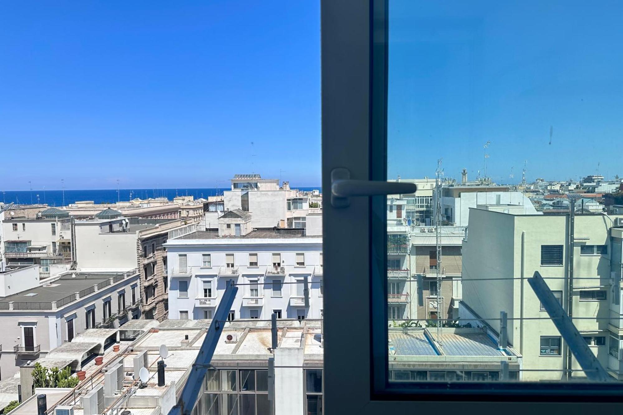 Apartamento 90 Upmurat Top Floor - City Center & Seaview